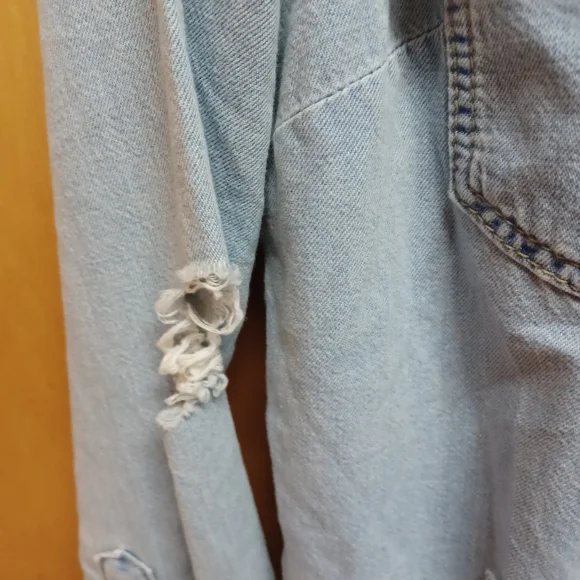 TOPSHOP Snap Button down top - Picture 8 of 10